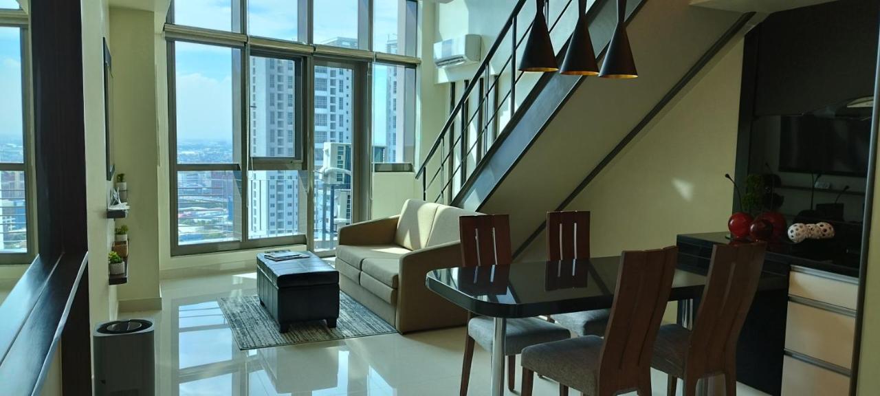 Kl Executive Greenbelt Manila Esterno foto