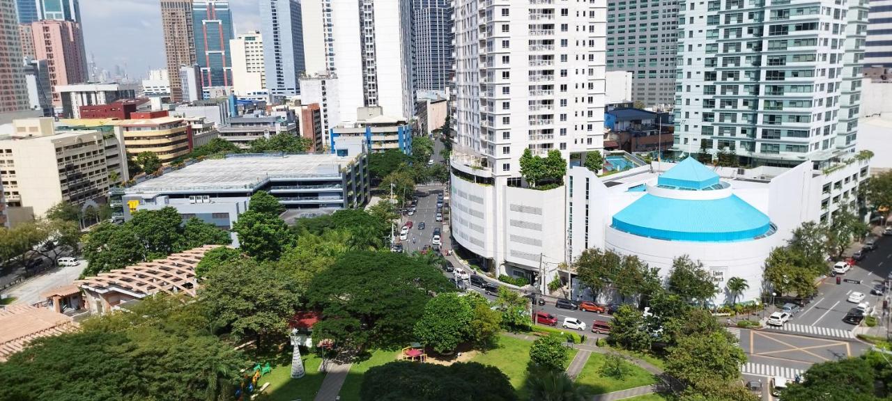 Kl Executive Greenbelt Manila Esterno foto