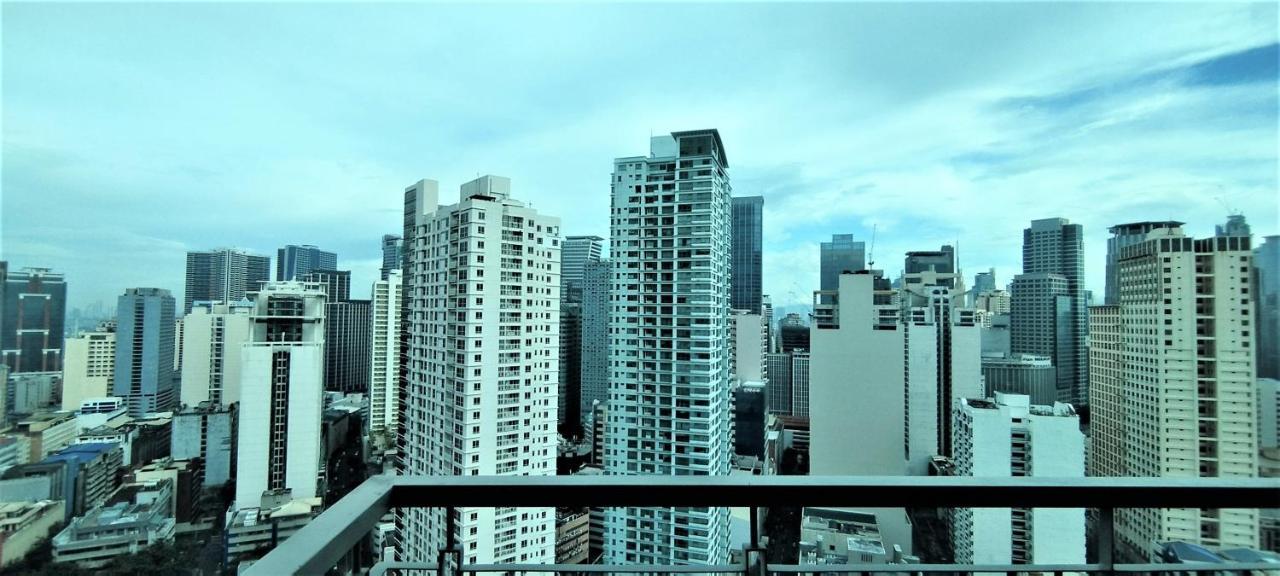 Kl Executive Greenbelt Manila Esterno foto